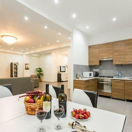 Tbilisi Sweet Home Apartment Екстер'єр фото